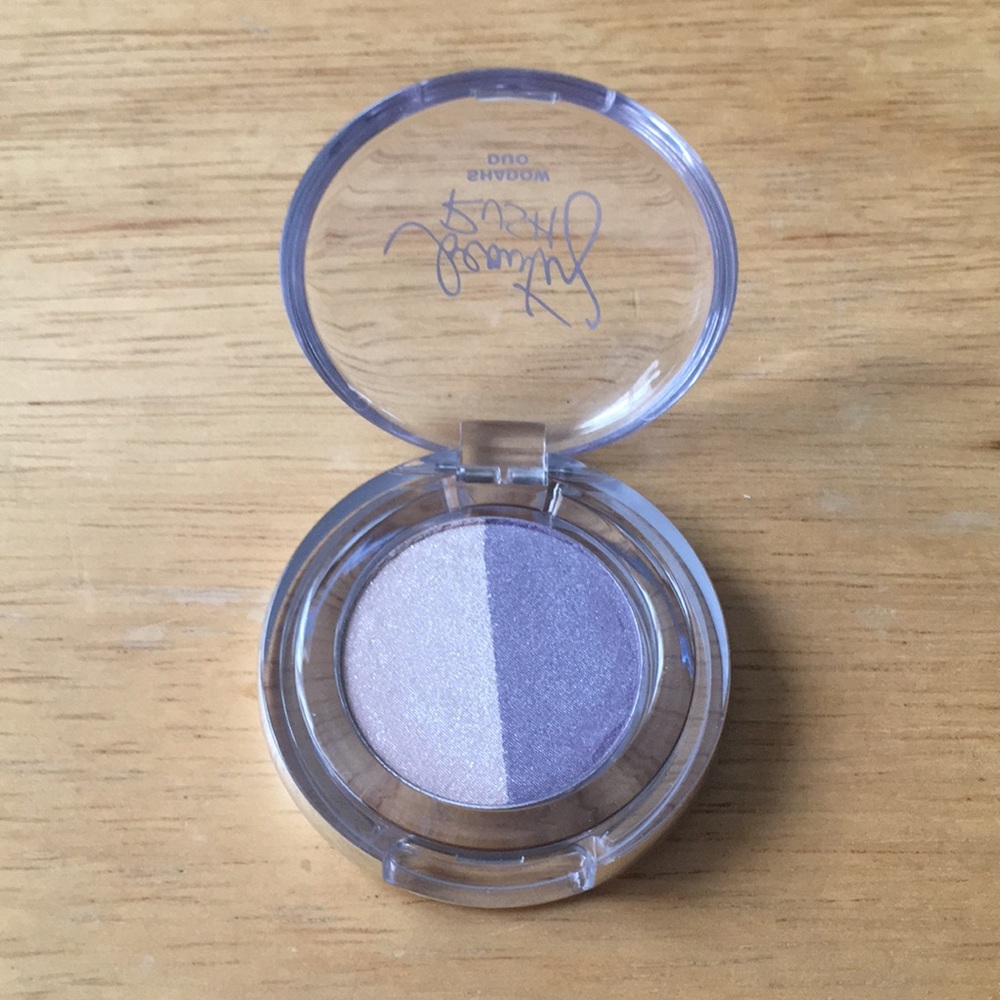 NEVER USED Victoria’s Secret Eyeshadow Duo